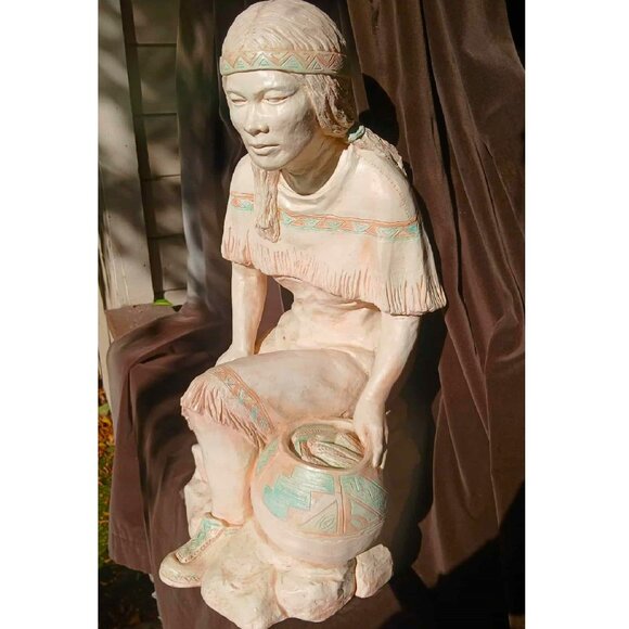 Vintage Continental Studios Native American Indian Woman Chalkware Sculpture - Picture 12 of 13
